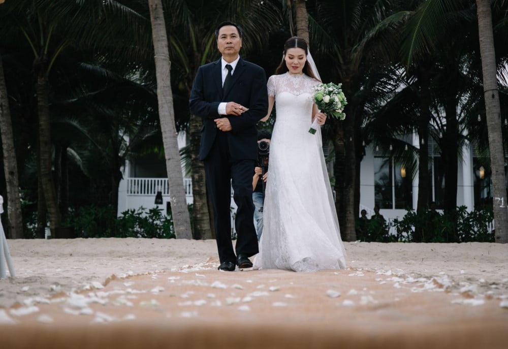 vietnam documentary wedding photography